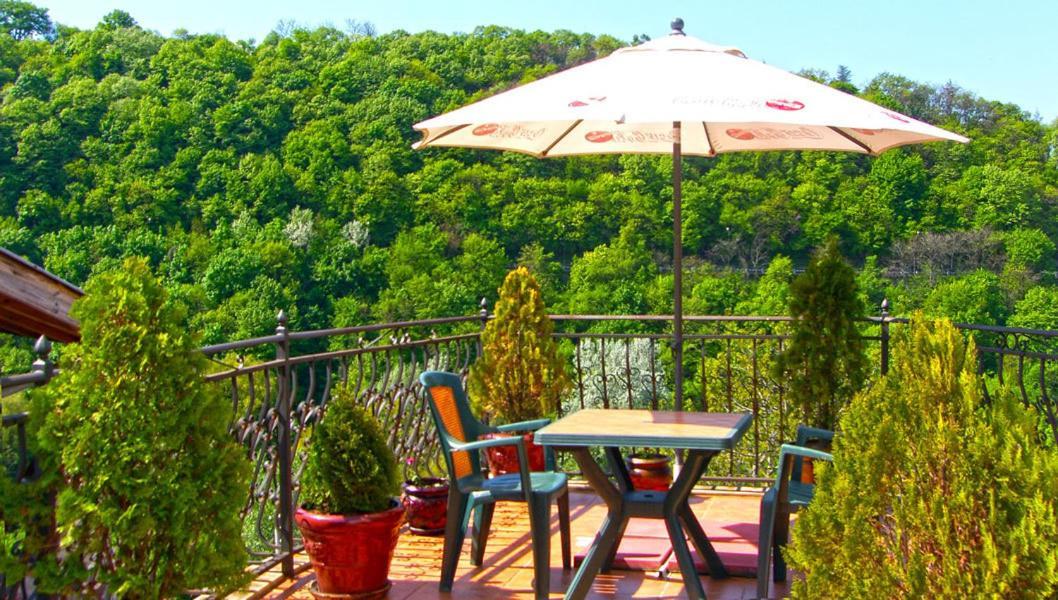 Family Hotel Silvestar Veliko Tarnovo Exterior photo